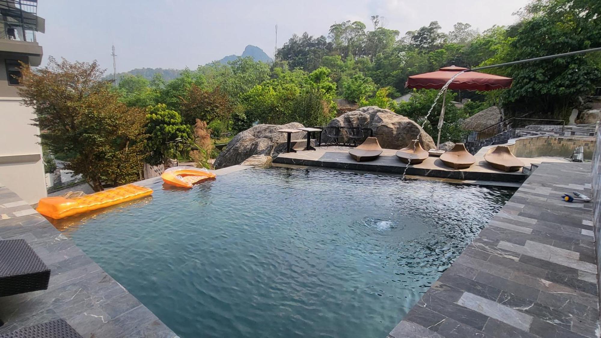 Lotus Premium Lodge - Lotus Group Tours Ha Giang Exterior photo